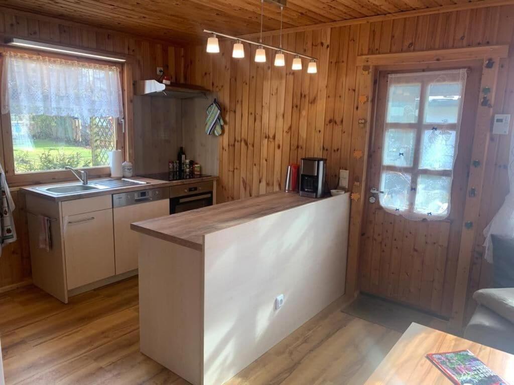 Holzhaus Mit Direktem Wasserzugang In Berlin-Koepenick Dış mekan fotoğraf